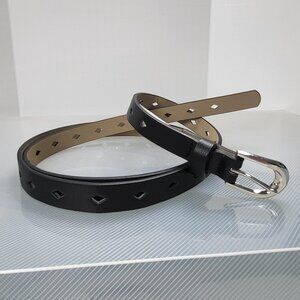 NWOT black plus-size belt with diamond cut-out design silver hardware size 2X